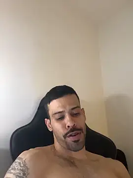 Snapshot of prince-roludo chatting on 01.04.25 prince-roludo online show from 01.04.25