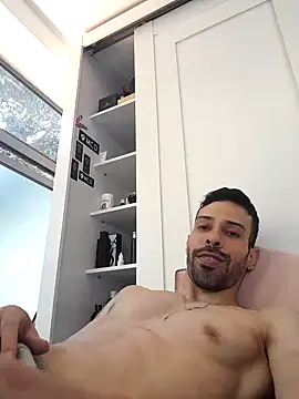 Snapshot of prince-roludo chatting on 02.06.25 prince-roludo online show from 02.06.25