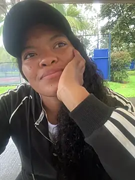 ALISSONREYEZ online show from 03.05.25
