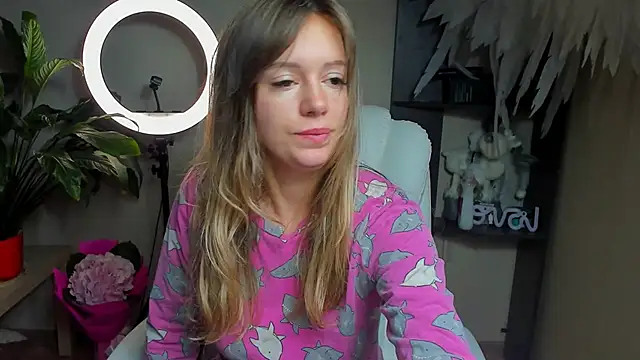 foxy blond online show from 10.03.25