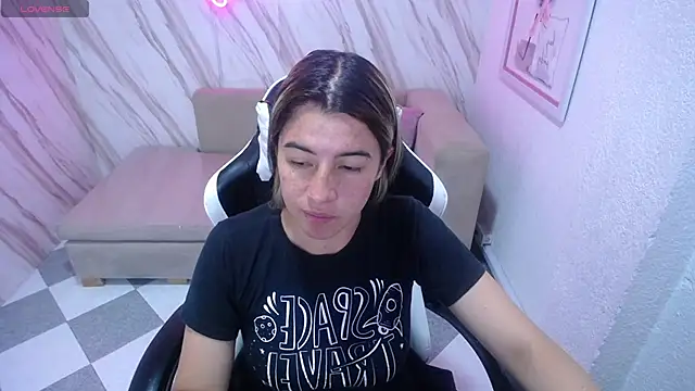 Valerie b online show from 02.12.25