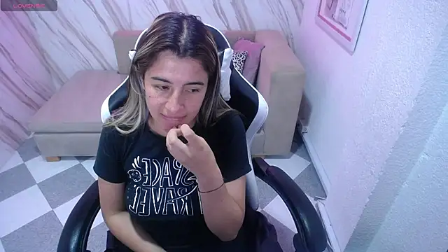 Valerie b online show from 02.12.25