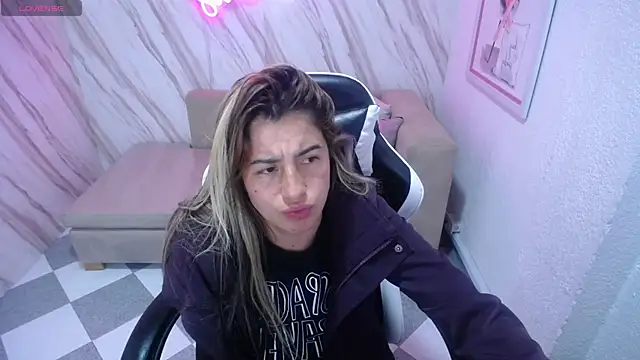 Valerie b online show from 02.12.25