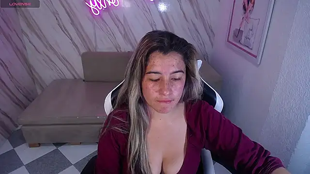 Valerie b online show from 02.15.25