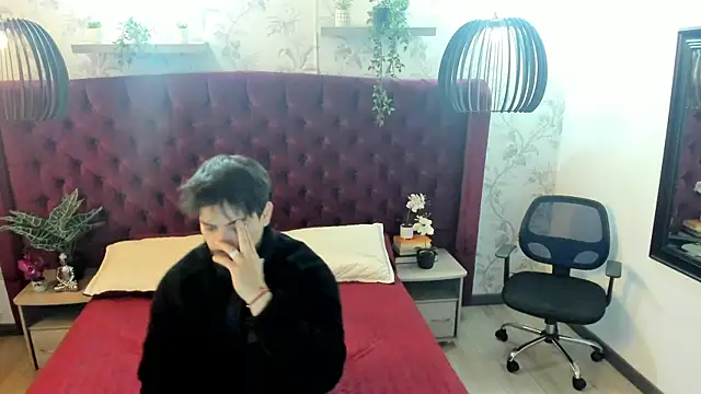 Snapshot of Ian_Daviz chatting on 09.23.25 Ian Daviz online show from 09.23.25