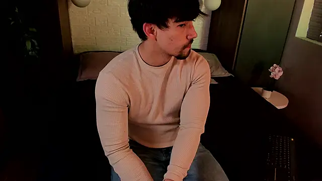 Snapshot of Ian_Daviz chatting on 10.21.25 Ian Daviz online show from 10.21.25