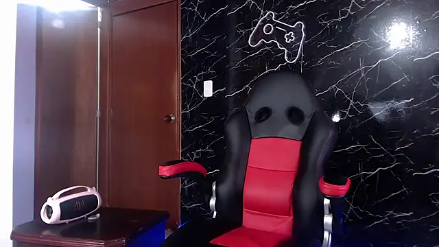 Snapshot of maty_hardx chatting on 02.07.25 maty hardx online show from 02.07.25