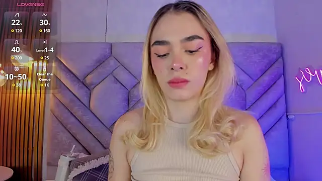 Lucy Vega online show from 12.20.24