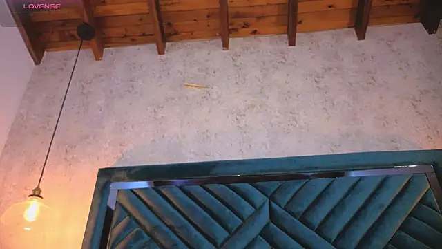 Lucy Vega online show from 09.26.25