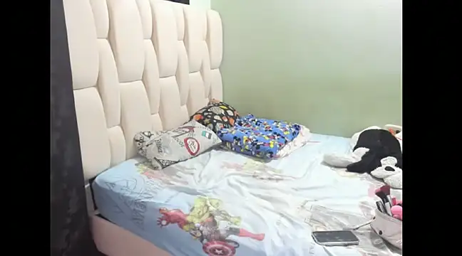 KittyKlum online show from 12.11.24