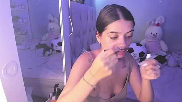 Snapshot of KittyKlum chatting on 10.15.25 KittyKlum online show from 10.15.25