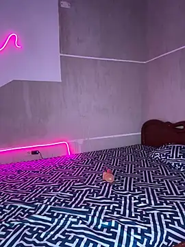 Mauuu18 online show from 02.01.25