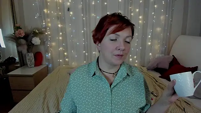 Snapshot of Katherine_Fox chatting on 03.15.25 Katherine Fox online show from 03.15.25