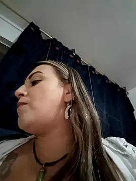 Isabellaa Garcia  online show from 02.10.25