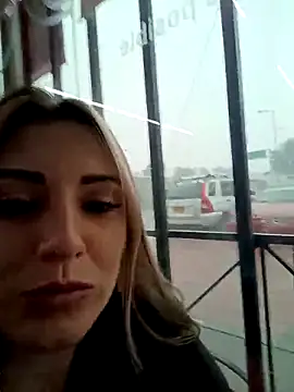Isabellaa Garcia  online show from 02.17.25