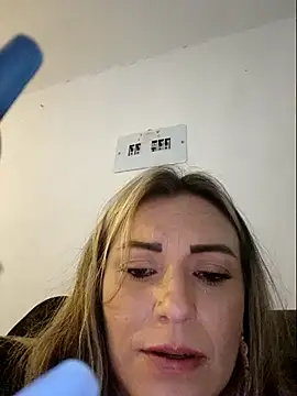 Isabellaa Garcia  online show from 02.17.25