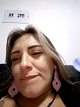 Isabellaa Garcia  online show from 02.18.25