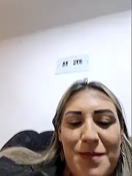 Isabellaa Garcia  online show from 03.04.25