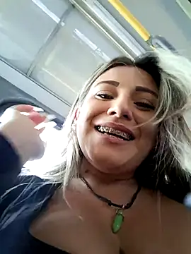 Isabellaa Garcia  online show from 03.20.25