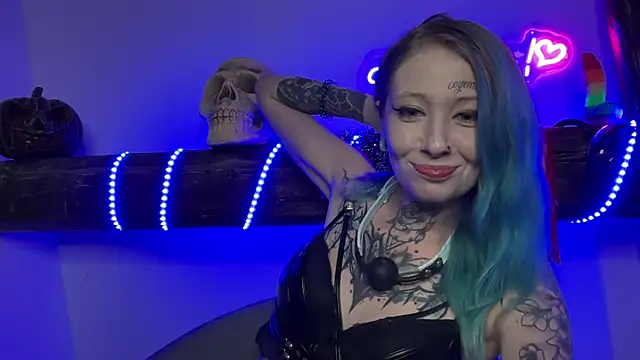 coyemoo online show from 01.11.25