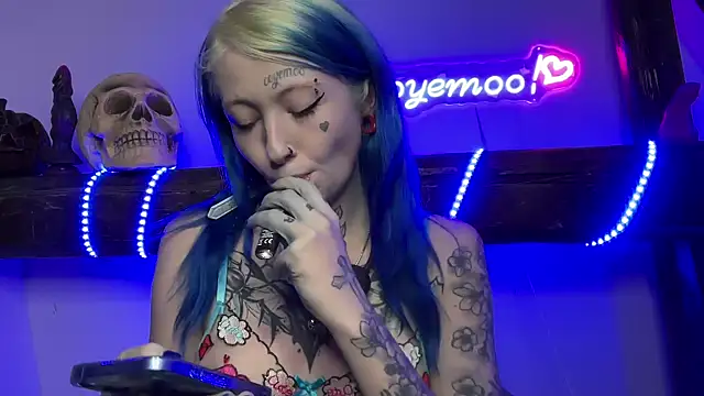 coyemoo online show from 01.30.25