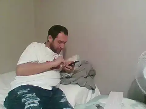 Snapshot of SmokingSloth chatting on 09.20.25 SmokingSloth online show from 09.20.25