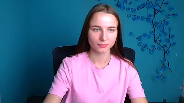 Snapshot of Eva_Janee chatting on 06.19.26 Eva Janee online show from 06.19.26