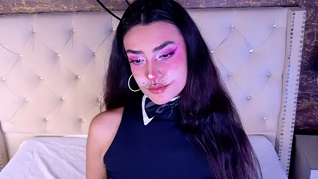 SeleneeEvanss online show from 10.24.25