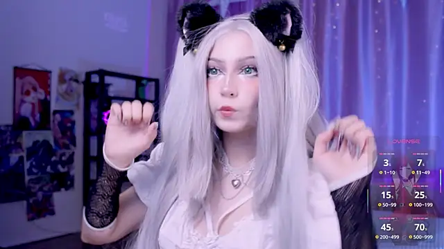 Carolina Leep online show from 09.10.25