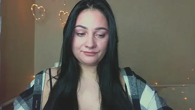 Emelyblum online show from 10.23.25