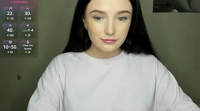 EvaaMillerr99 online show from 12.18.24