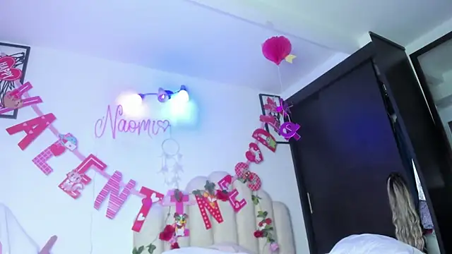 Snapshot of NaomiAsha chatting on 02.05.25 NaomiAsha online show from 02.05.25