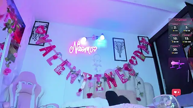 Snapshot of NaomiAsha chatting on 02.27.25 NaomiAsha online show from 02.27.25