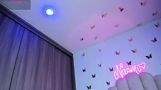 Snapshot of NaomiAsha chatting on 10.30.25 NaomiAsha online show from 10.30.25