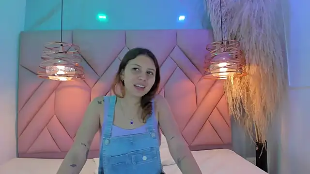 AngelaaCute  online show from 12.08.24