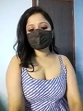 Snapshot of deepu_urs chatting on 02.14.25 deepu urs online show from 02.14.25