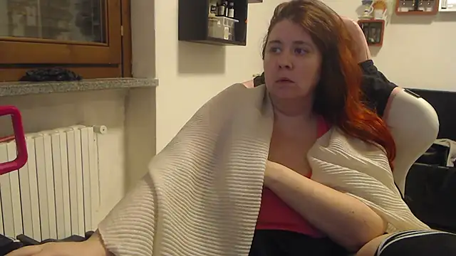 Snapshot of valerysexy chatting on 10.02.25 valerysexy online show from 10.02.25