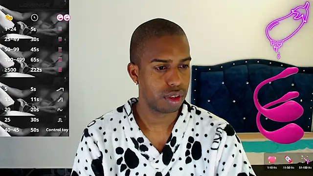 Snapshot of mrjhon26 chatting on 01.12.25 mrjhon26 online show from 01.12.25