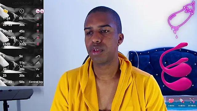Snapshot of mrjhon26 chatting on 01.15.25 mrjhon26 online show from 01.15.25