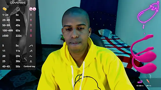 Snapshot of mrjhon26 chatting on 01.23.25 mrjhon26 online show from 01.23.25