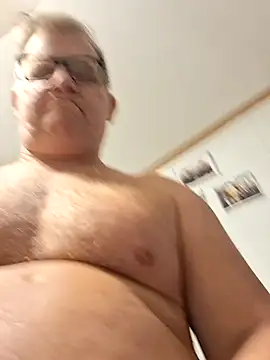 Snapshot of J83560Jason chatting on 10.17.25 J83560Jason online show from 10.17.25