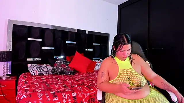 Tasha Sant online show from 10.22.25