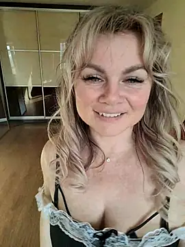 candy queeen online show from 03.05.26