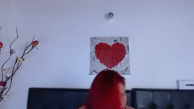 Amara Red online show from 01.23.25