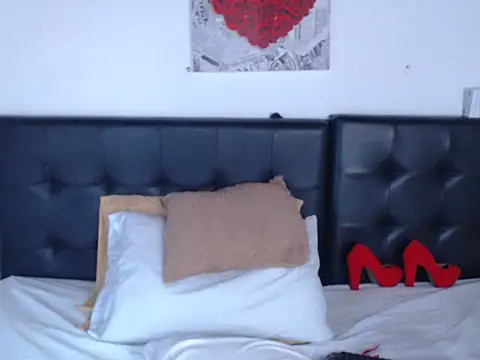 Amara Red online show from 02.26.25