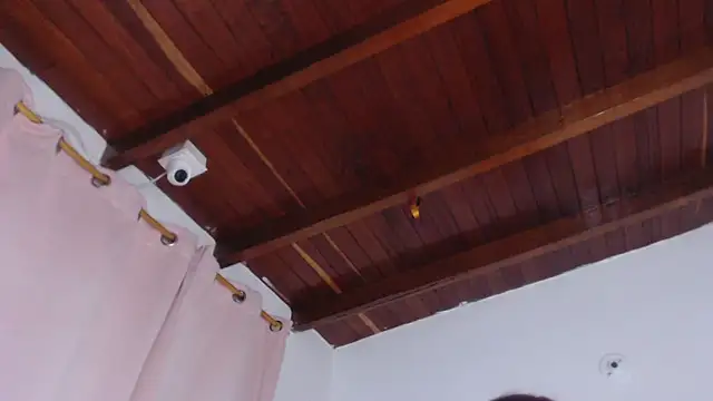 Amara Red online show from 01.12.26