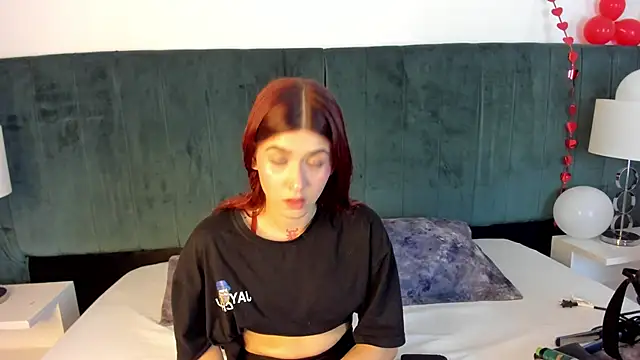 Snapshot of AnnyCherry_ chatting on 02.28.25 AnnyCherry online show from 02.28.25
