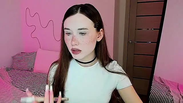 Stella Sunny online show from 12.14.25