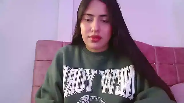 Paris-love online show from 01.04.25