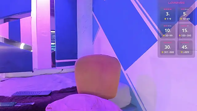 Snapshot of SamanthaFerrer_ chatting on 11.07.25 SamanthaFerrer online show from 11.07.25